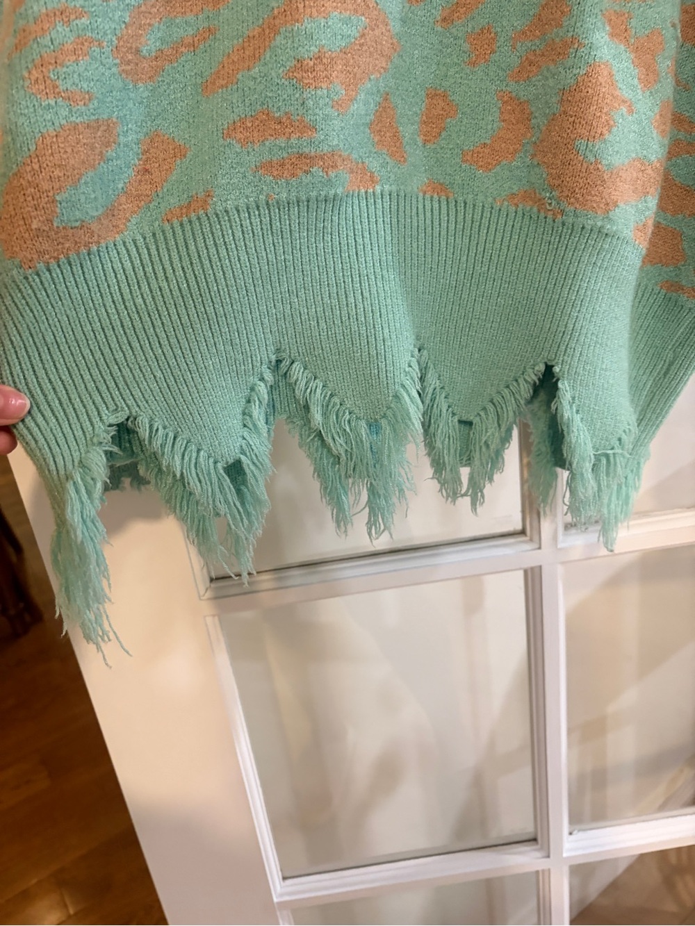 Blue B Mint Green Tan Leopard Print V Neck Sweater Distressed Fringe Trim Boho - Picture 3 of 5